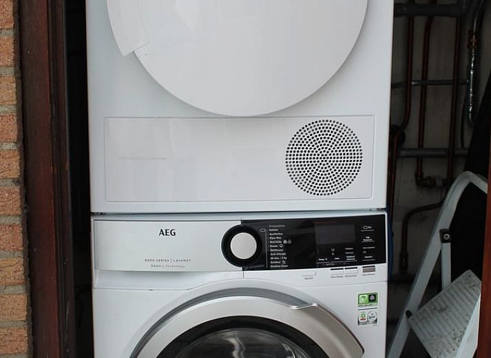 The charming facade of Cottage in Lewedorp in quiet South Beveland, Zeeland.