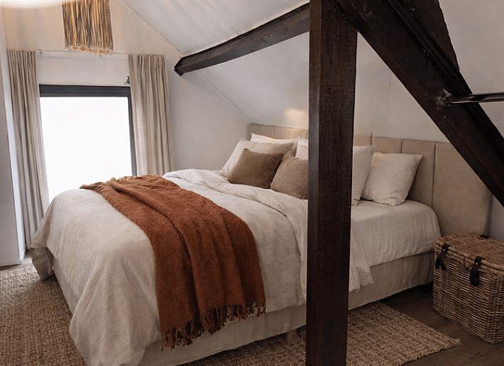 Sunrise over the landscape at Cottage in Stolwijk, vacation home in Alblasserwaard, South Holland.