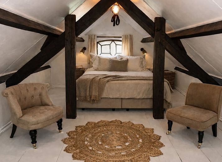 Sunrise over the landscape at Cottage in Stolwijk, vacation home in Alblasserwaard, South Holland.