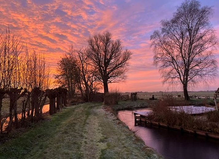 Beautiful sunset at Cottage in Stolwijk, vacation home in Alblasserwaard, South Holland.