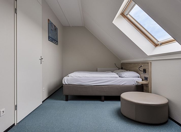 Reihenhaus in Ouddorp, ein Ferienhaus in Goeree-Overflakkee, Sdholland, umgeben von Dnen und Natur.