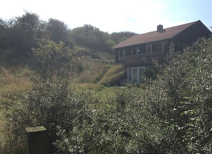 Uitzicht op de kust bij Vakantiehuis in Ouddorp, Goeree-Overflakkee, Zuid-Holland.
