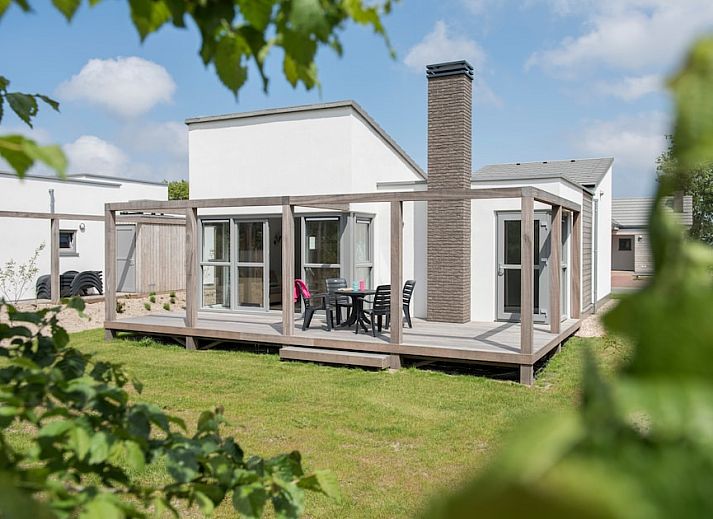 Guest house 660169 - Bungalow Goeree-Overflakkee - Bungalow 4A