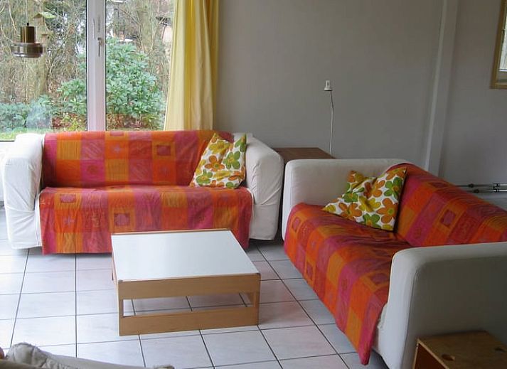 Ferienhaus in Ouddorp mit gruenem Garten, gelegen in der Ruhe von Goeree-Overflakkee, Suedholland, ideal fuer einen erholsamen Aufenthalt.