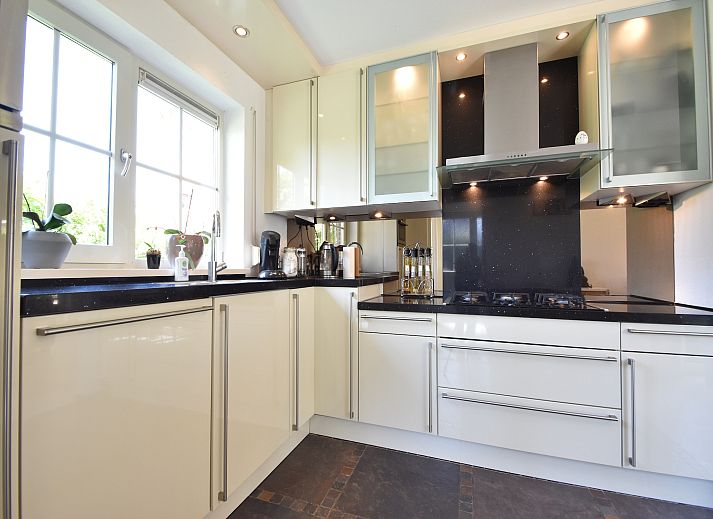 Unterkunft 660203 - Ferienhaus Goeree-Overflakkee - Villa Robinie