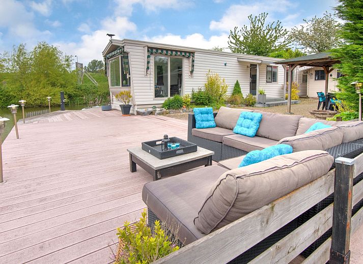 Guest house 660619 - Holiday property Goeree-Overflakkee - Villa «Avondrood»