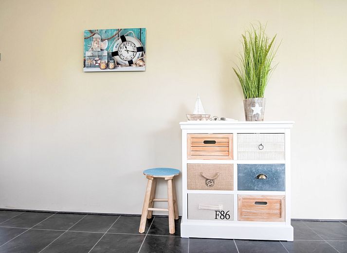 Guest house 660619 - Holiday property Goeree-Overflakkee - Villa «Avondrood»