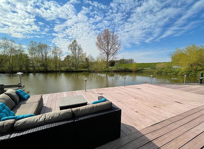 Guest house 660619 - Holiday property Goeree-Overflakkee - Villa «Avondrood»