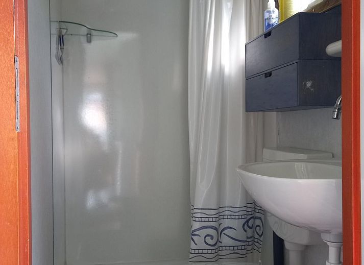 Verblijf 661021 - Appartement Goeree-Overflakkee - Appartement Gemütliches Mobilheim mit 3 Schlafzimmern