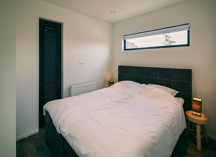 Guest house 661210 - Bungalow Goeree-Overflakkee - Vakantiepark Zeedijk 2