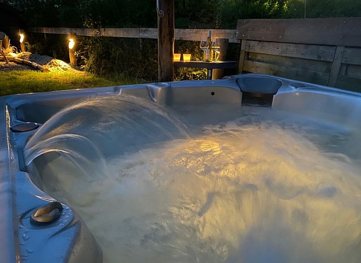Unterkunft 661217 • Ferienhaus Goeree-Overflakkee • ZeeLandZon met jacuzzi en sauna