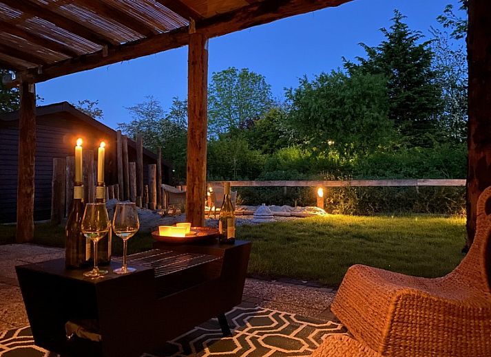 Guest house 661217 - Holiday property Goeree-Overflakkee - ZeeLandZon met jacuzzi en sauna
