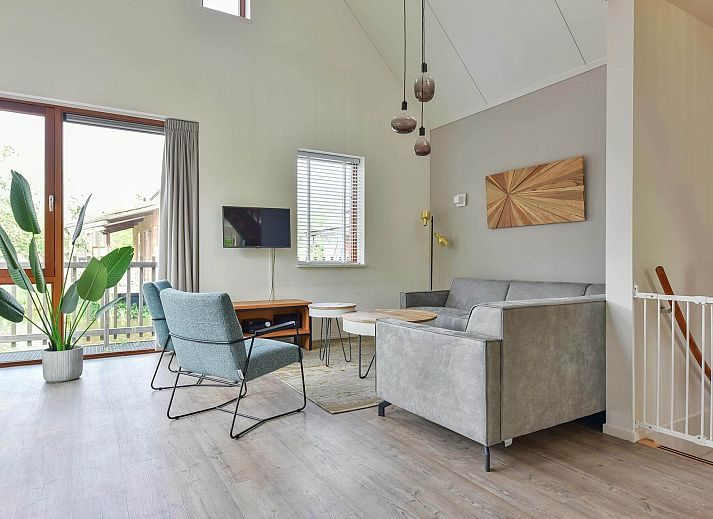 Detached house in Reeuwijk, vacation home in the Green Heart, South Holland, surrounded by green nature and peaceful surroundings.