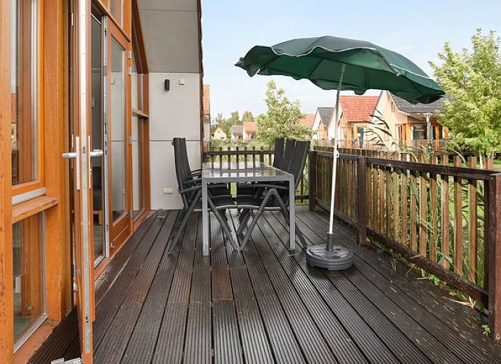 Guest house 670824 - Bungalow Groene hart - De Reeuwijkse Plassen | 4-persoons waterwoning - Kinderdijk 