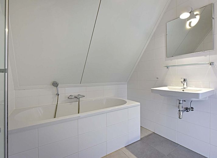 Guest house 670827 - Holiday property Groene hart - Geschakelde woning in Reeuwijk