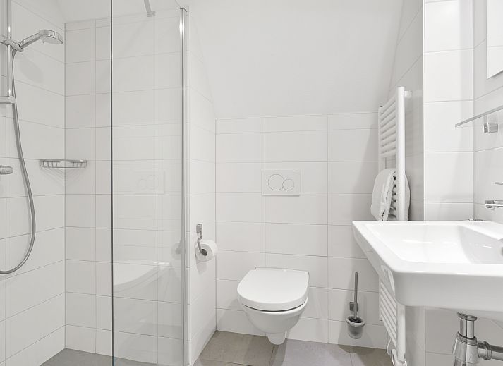 Guest house 670842 - Bungalow Groene hart - De Reeuwijkse Plassen | 4-persoons waterwoning - Kinderdijk 