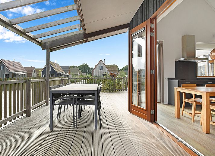 Unterkunft 670843 - Bungalow Groene hart - De Reeuwijkse Plassen | 12-persoons waterwoning - Ravensberg