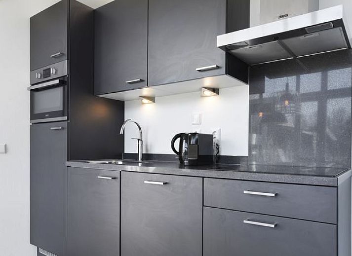 Guest house 670846 - Bungalow Groene hart - De Reeuwijkse Plassen | 4-persoons waterwoning - Extra toega