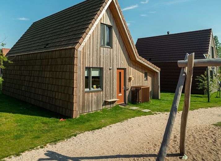 Kinderkamer in De Reeuwijkse Plassen 6-persoons kinderwoning 6CK2 in Reeuwijk, Zuid-Holland, met speelse decoratie.