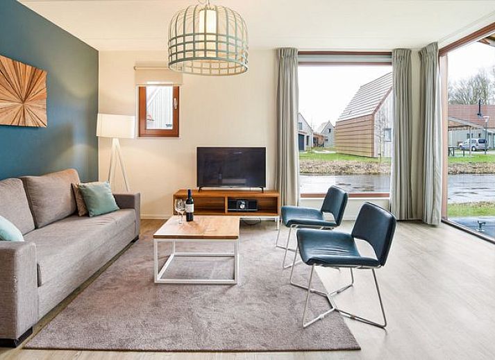 Guest house 670856 - Bungalow Groene hart - De Reeuwijkse Plassen | 6-persoons waterwoning | 6C2
