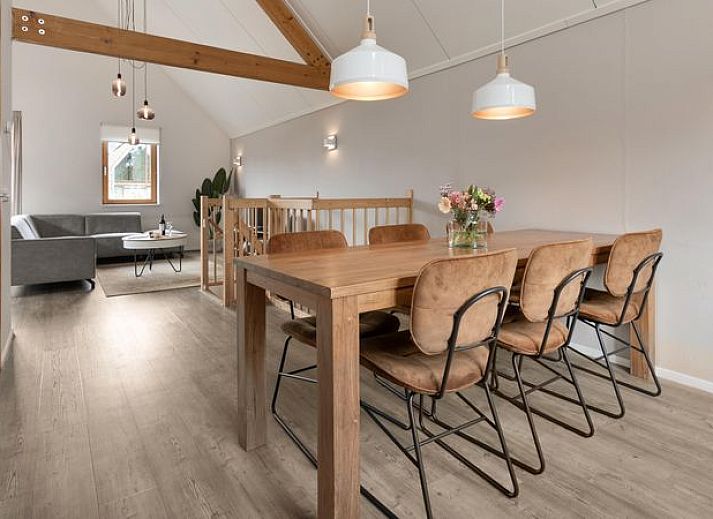 Guest house 670856 - Bungalow Groene hart - De Reeuwijkse Plassen | 6-persoons waterwoning | 6C2