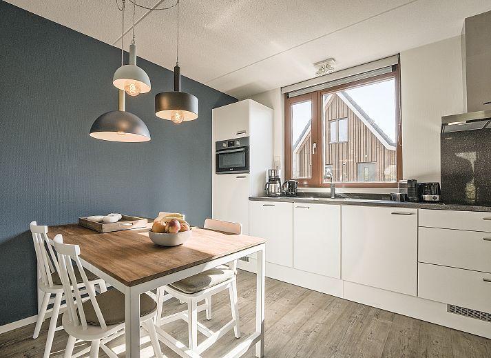 Verblijf 670870 - Bungalow Groene hart - De Reeuwijkse Plassen | 4-persoons waterwoning | 4C2