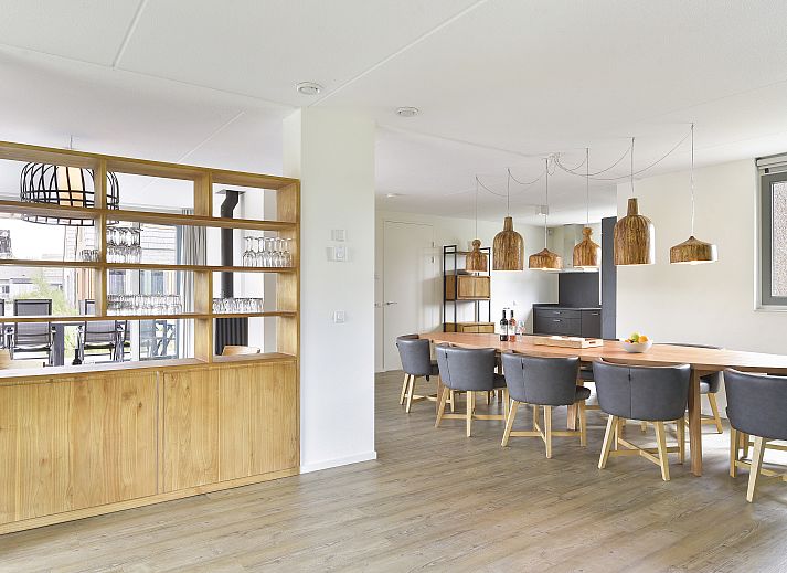 Verblijf 670874 - Bungalow Groene hart - De Reeuwijkse Plassen | 10-persoons waterwoning - De Venen |