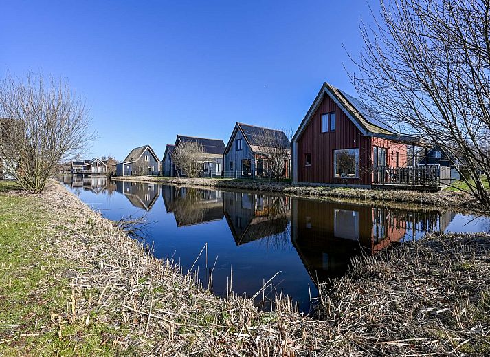 Stylish sitting area in detached house in Reeuwijk, vacation home in Green Heart, South Holland.