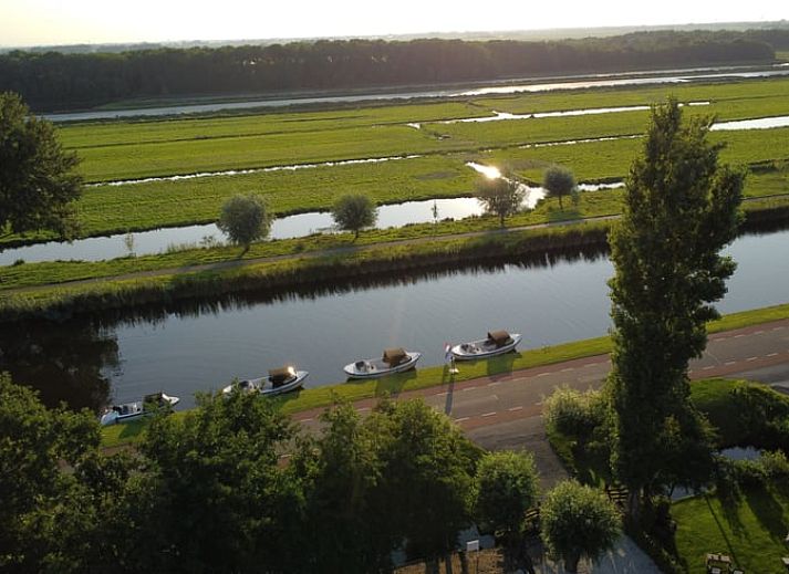 Cozy sitting area in Holiday home in Nieuwveen, Green Heart, South Holland.