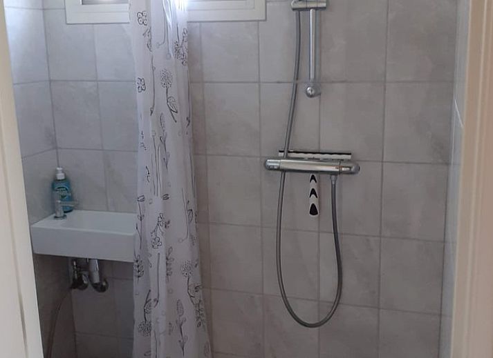 Gezellige trampoline bij Vakantiehuis in Woerdense Verlaat, Groene hart, Zuid-Holland, perfect voor kinderen.