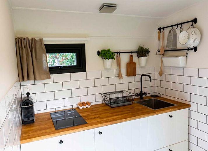 Ferienhaus in Woerdense Verlaat, idyllisch gelegen am Wasser im Gruenen Herzen, Suedholland.