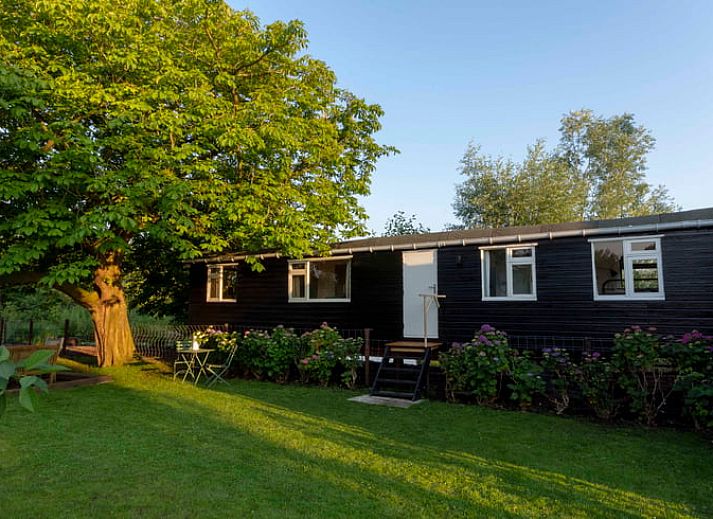 Ferienhaus in Woerdense Verlaat, idyllisch gelegen am Wasser im Gruenen Herzen, Suedholland.