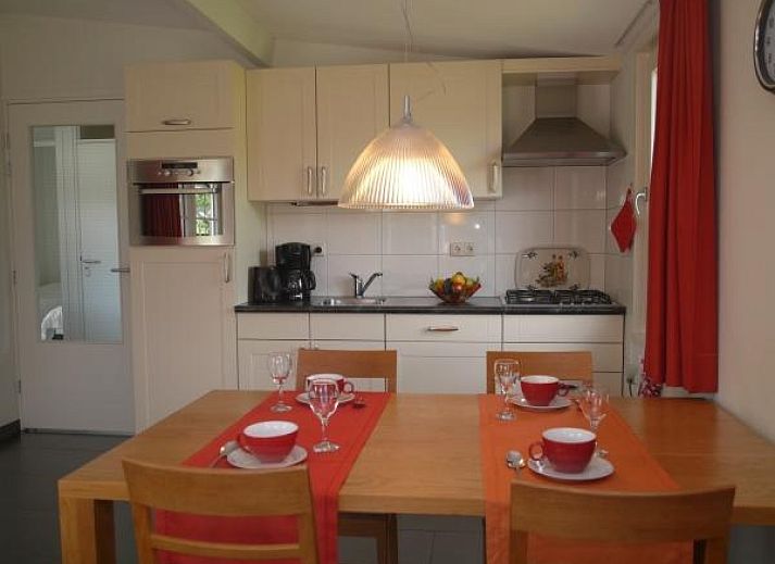 Beautiful views of nature surrounding vacation home ZH057 in Rijpwetering, Green Heart South Holland.