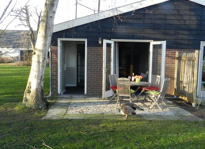 Moderne binnenruimte van Vakantiehuis in Hazerswoude Dorp, ideaal voor ontspanning.