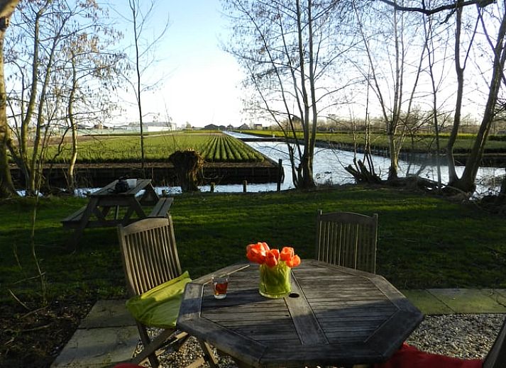 Gezellige eetruimte in Vakantiehuis in Hazerswoude Dorp, Zuid-Holland.