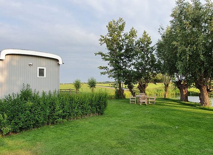 Holzlager im Haus in Haastrecht, Ferienhaus in Suedholland, ideal fuer einen gemuetlichen Abend am Holzofen.