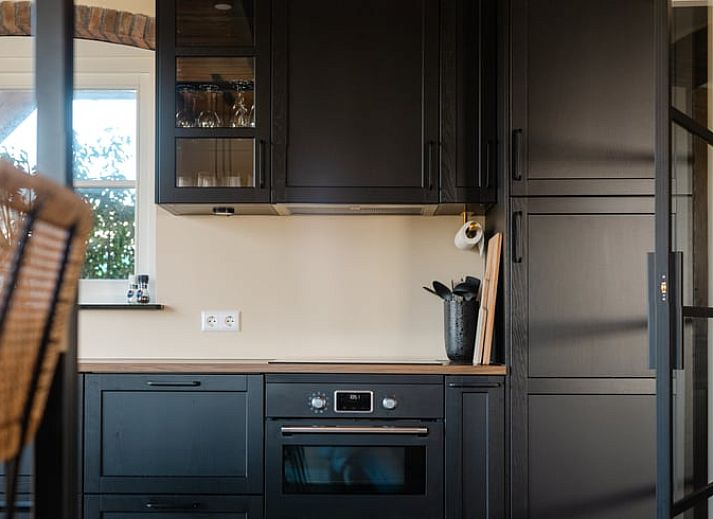 Charmantes Aeusseres des Cottage in Bodegraven, Ferienunterkunft in Suedholland.