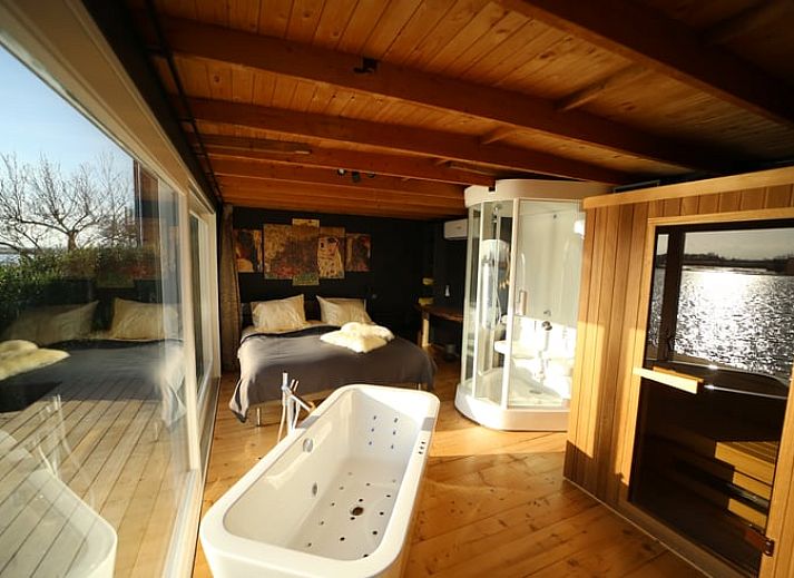 Guest house 672901 - Holiday property Groene hart - Vakantiehuis in Lekkerkerk