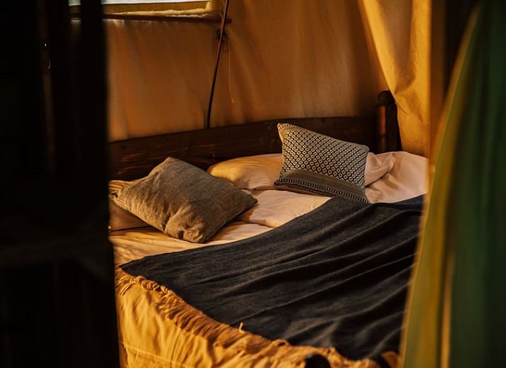 Geniet van de rust bij Vakantiehuisje in Aarlanderveen, gelegen in het Groene Hart van Zuid-Holland, met een prachtig uitzicht op de natuur.