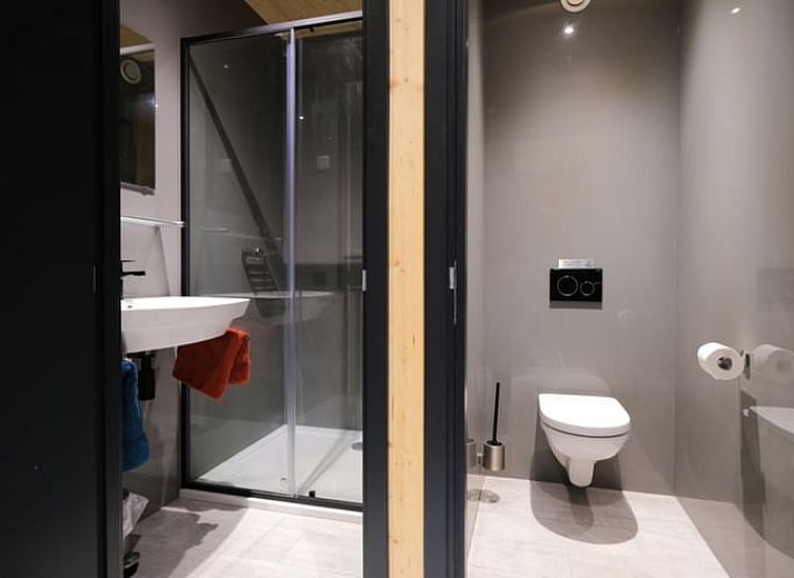 Moderne Kueche im Ferienhaus in Boskoop, ideal fuer Selbstversorger in Green Heart.