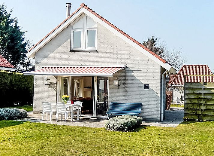 Guest house 680130 • Holiday property Noordzeekust • Vakantiehuis de Witte Raaf 