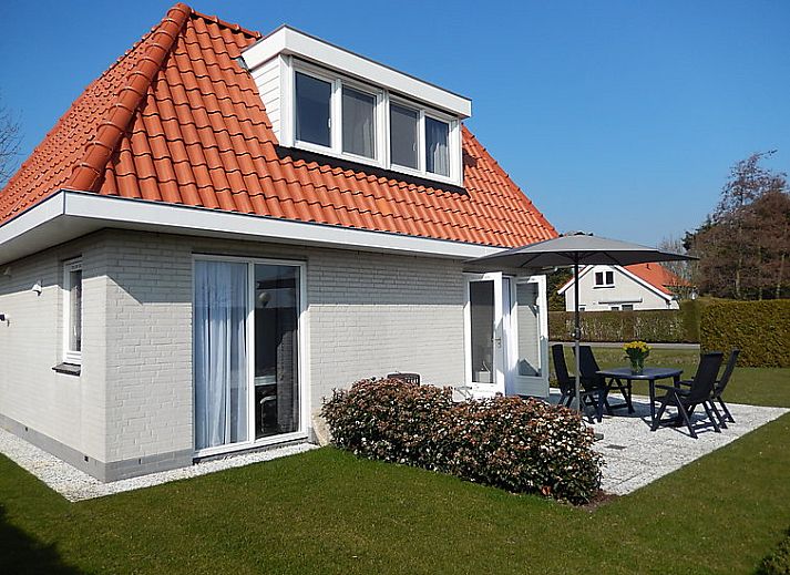 Guest house 680151 • Holiday property Noordzeekust • Vakantiehuis de Witte Raaf 