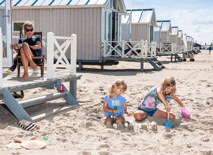 Unterkunft 6804123 • Ferienhaus Noordzeekust • 5 pers. Haagsestrandhuisje.