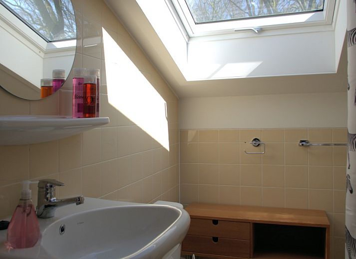 Unterkunft 6804125 - Ferienhaus Noordzeekust - Kussengevecht Duinvilla