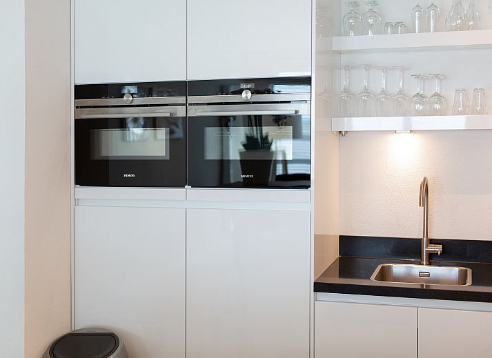 Guest house 6804136 - Apartment Noordzeekust - Scheveningen Harbour 72A