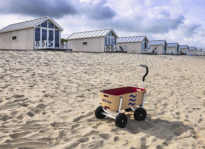 Geniessen Sie einen entspannten Aufenthalt im HaagseStrandhuisjes 5 pers, einem charmanten Strandhaus in Den Haag an der Nordseekueste in Suedholland.