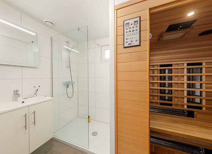 Unterkunft 6804166 - Ferienhaus Noordzeekust - Comfort 4 Wellness