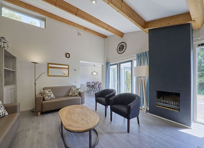 K7A bungalow in Kijkduin with spacious garden and terrace on the North Sea coast, South Holland.