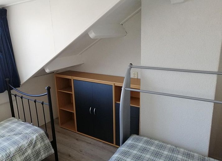 Unterkunft 680808 - Ferienhaus Noordzeekust - Vakantiehuis "Emmastraat" mit Terrasse