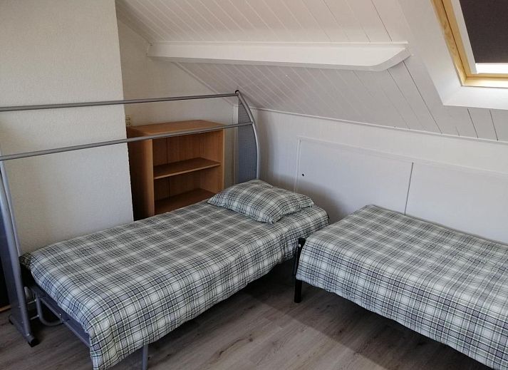 Unterkunft 680808 - Ferienhaus Noordzeekust - Vakantiehuis "Emmastraat" mit Terrasse